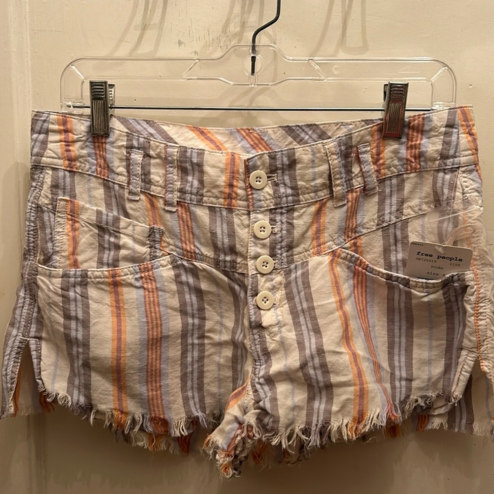 Free People size 6 linen blend shorts
